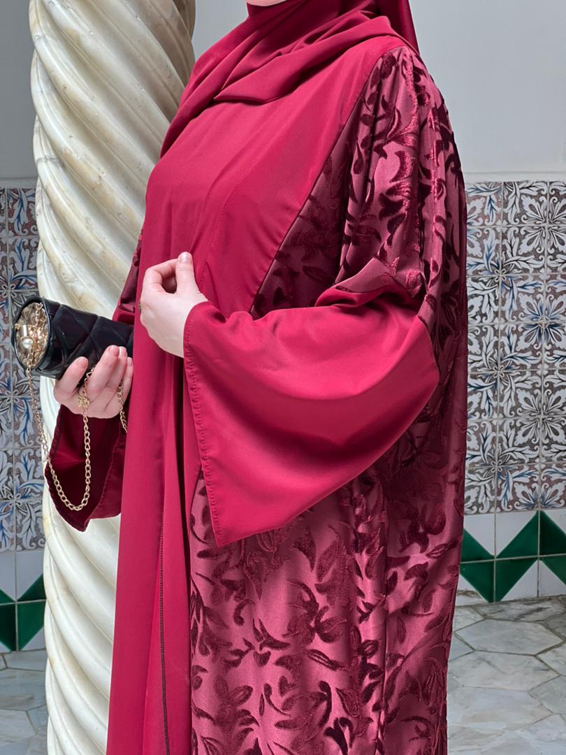 ABAYA NOUR AU BORDEAU