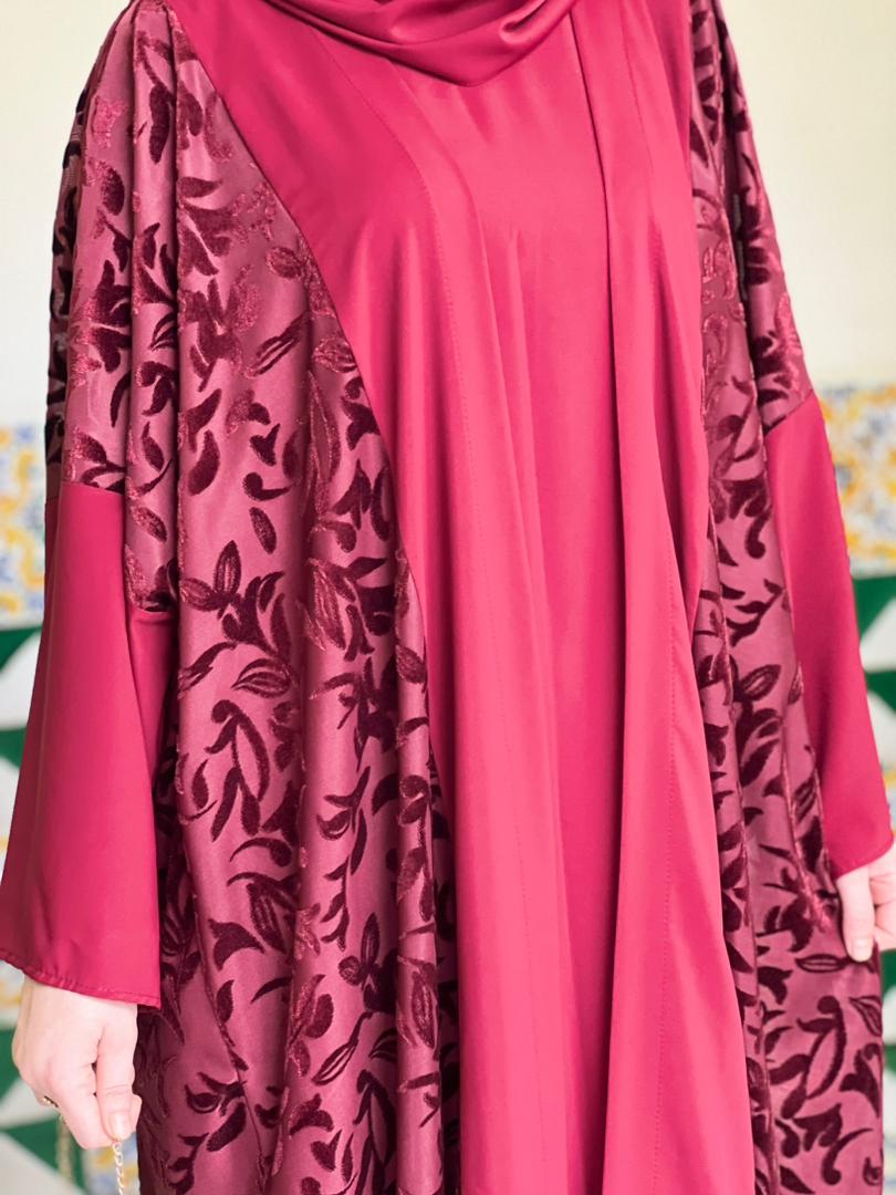 ABAYA NOUR AU BORDEAU